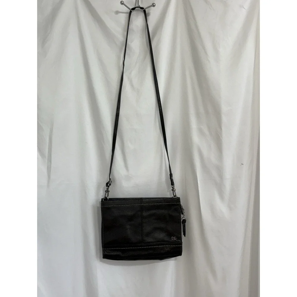 The Sak Iris Leather Three-Way-Wear Crossbody Clutch Black Pebble Leather